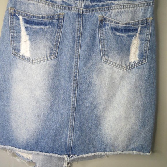 X TM JEANS - distressed denim skirt - size med - Picture 5 of 5